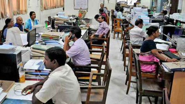 Assam CM Announce DA Hike For Govt Employees Ahead Of Deepavali Assam CM Announce DA Hike For Govt Employees Ahead Of Deepavali