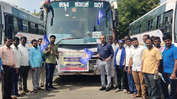 ಅಶೋಕ ವಿಜಯದಶಮಿಯಂದು ಅಂಬೇಡ್ಕರ್ ಬೌದ್ಧ ಧರ್ಮ ಸ್ವೀಕಾರ