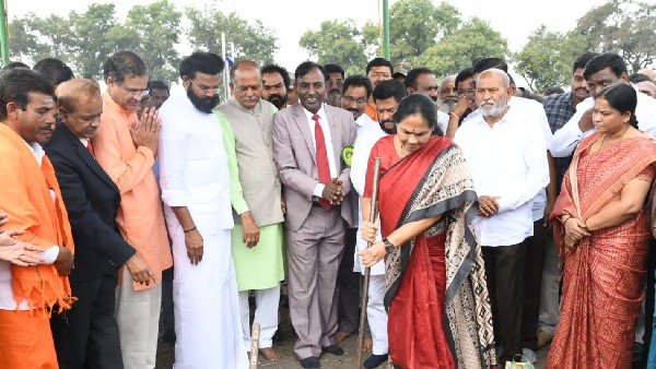 ಸಂಶೋಧನಾ ವಿದ್ಯಾರ್ಥಿಗಳಿಗಾಗಿ ಹಾಸ್ಟೆಲ್ ನಿರ್ಮಾಣ