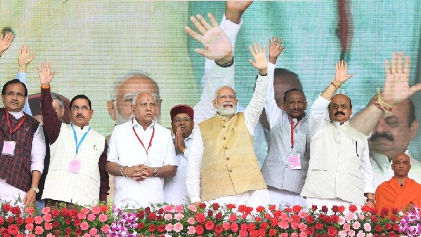 ಪ್ರತಿಮೆ ಅನಾವರಣದಿಂದ ಮತ ಸಿಗಲ್ಲ