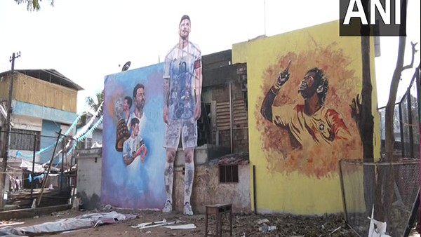 ಕಟೌಟ್ಗಳು ಮತ್ತು ಫ್ಲೆಕ್ಸ್ಗಳ ಹಾಕಲು ಹಣ