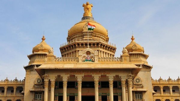 ಆದ್ಯತೆಯ ಮೇಲೆ ಅರ್ಹ ಕುಟುಂಬದ ಆಯ್ಕೆ