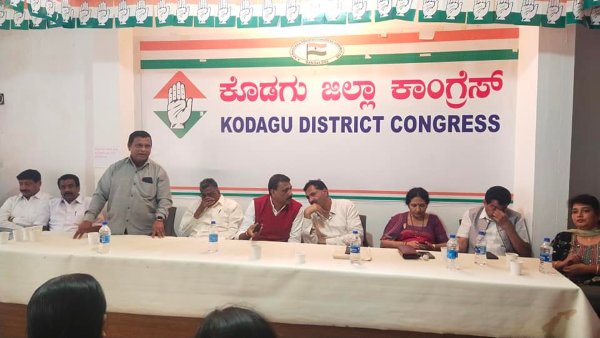 ಜಿಲ್ಲಾ ನಾಯಕರಿಗೆ ಟಿಕೆಟ್ ನದ್ದೇ ಚಿಂತೆ