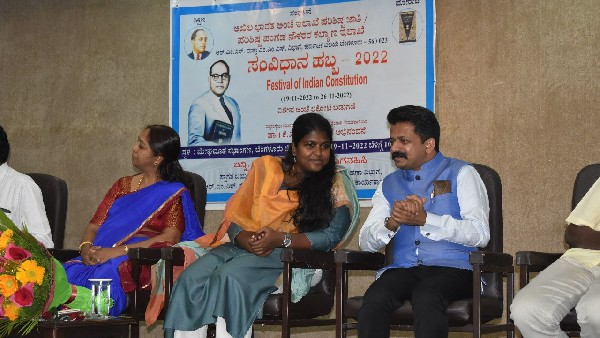 ಅಂಚೆ ಇಲಾಖೆ ವಿವಿಧ ಭಾಗಗಳ ನೌಕರರು ಭಾಗಿ