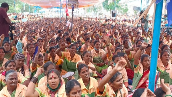 Karnataka govt regularises 3,673 pourakarmikas Karnataka govt regularises 3,673 pourakarmikas
