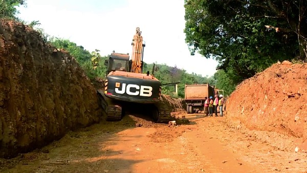 Seabird Naval Base Extension Work Closes The Route To Graveyard In Karwar Seabird Naval Base Extension Work Closes The Route To Graveyard In Karwar