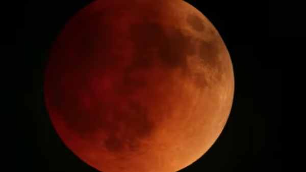 ವರ್ಷದ ಮೊದಲ ಚಂದ್ರಗ್ರಹಣ ಆರಂಭ