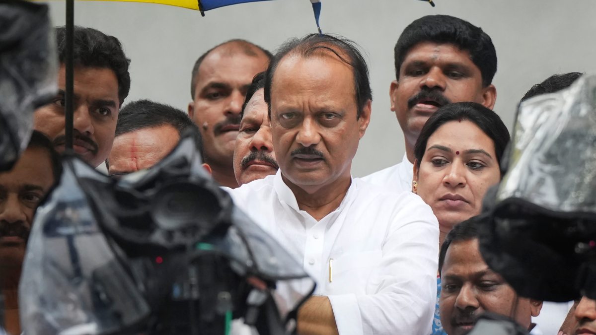 ಮಹಾರಾಷ್ಟ್ರ ಸಿಎಂ ಸ್ಥಾನಕ್ಕೆ ಹಠಹಿಡಿದ ಅಜಿತ್‌ ಪವಾರ್‌ ಬಿಜೆಪಿಶಿವಸೇನಾ ನಡುವಿನ