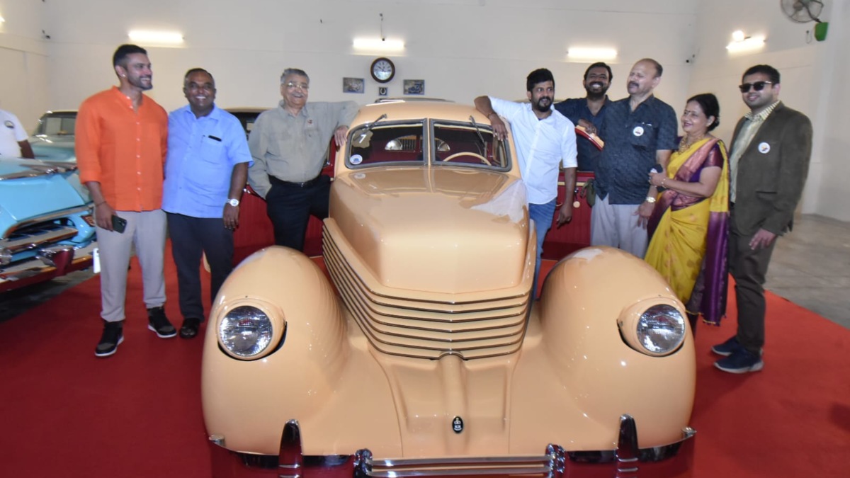 ಮೈಸೂರಿನಲ್ಲಿ ವಿಂಟೇಜ್ ಕಾರುಗಳ ಪ್ರದರ್ಶನ, ಇವುಗಳ ವಿಶೇಷತೆ ತಿಳಿಯಿರಿ Vintage
