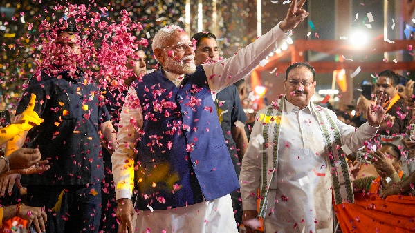 सरकार के जनादेश की अभूतपूर्व प्रकृति