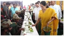 ಮಾವುತರಿಗೆ ಉಪಾಹಾರ ಕೂಟ ಏರ್ಪಡಿಸಿದ ಸಚಿವೆ ಶೋಭಾ ಕರಂದ್ಲಾಜೆ