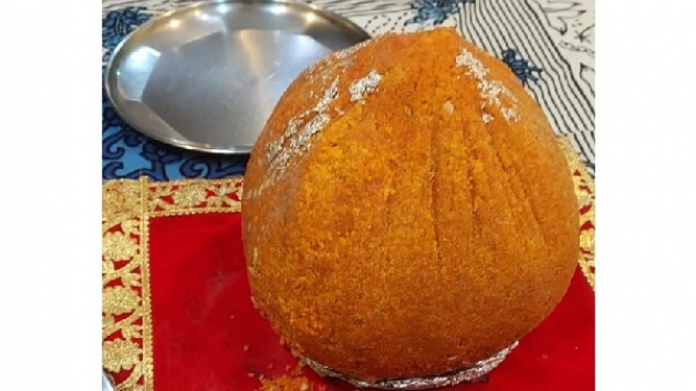 /news/hyderabad/hyderabad-ganesh-laddoo-auctioned-for-61-lakhs-268139.html