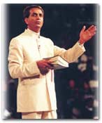 I am only a messenger, says Hinn