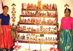 Seema Sindhu Dasara GombegaLu