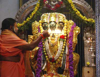 Managalaarati - an enlightening ritual